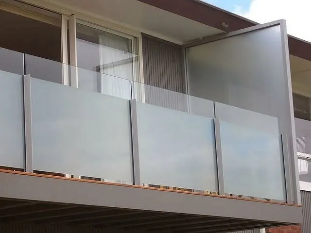 Frameless Balcony Railing – Rajendra Glass House