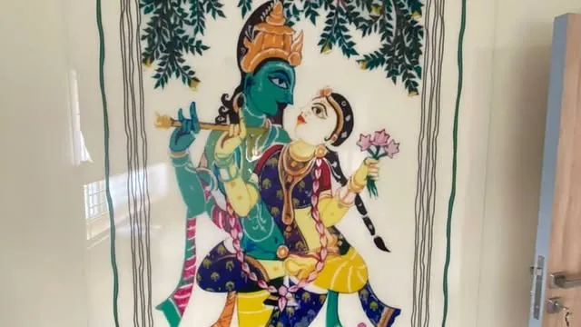 Decorative & Mural Glass – Rajendra Glass House